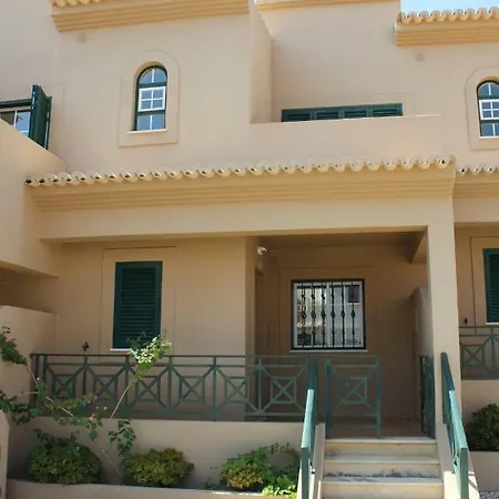 V2 X * البوفيرا